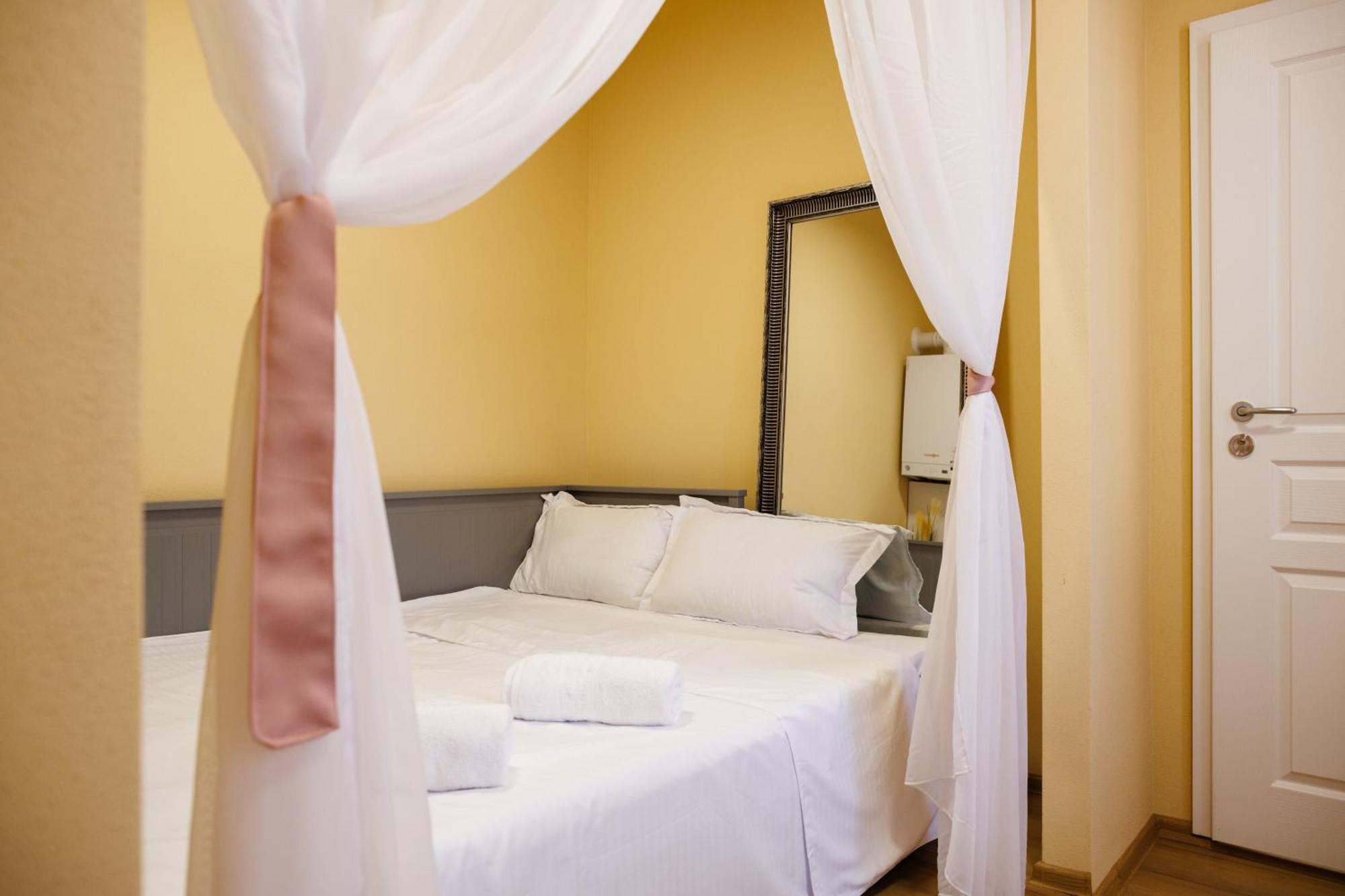 Studio In Old Town'S 1752 Hotel Timişoara Exteriör bild